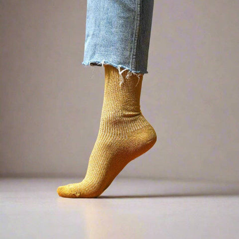 KLUE Glitter Lurex Socken | Senf
