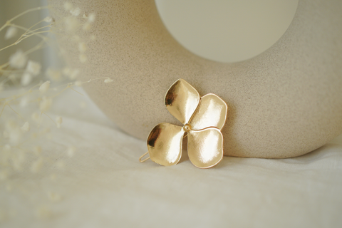 Julie Blumen-Haarspange