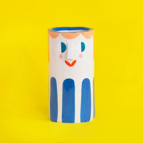 Keramikvase mit tiefblauen Streifen
