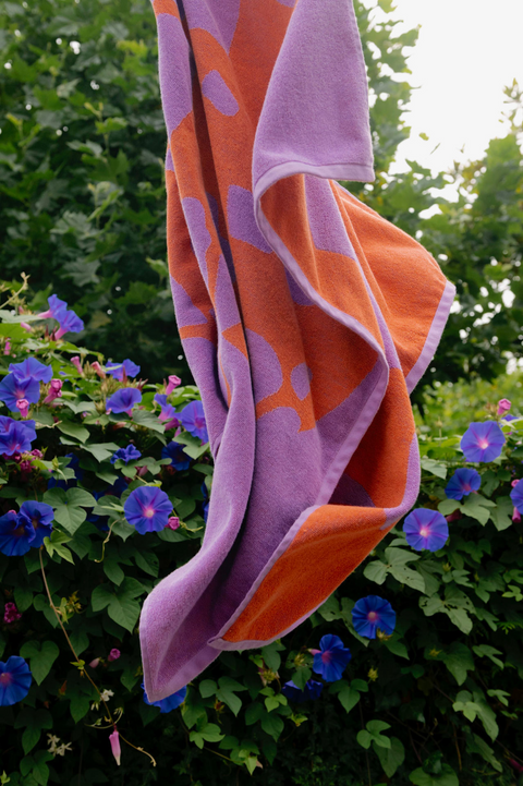 LAVA Strandtuch / 100 x 180 cm
