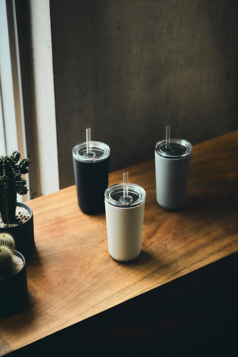 KINTO TO GO Tumbler 480 ml mit Trinkhalm