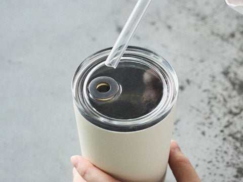 KINTO TO GO Tumbler 480 ml mit Trinkhalm