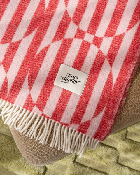 Nolita Decke Rot