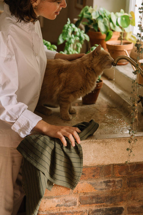 Geschirrtuch mit Streifen