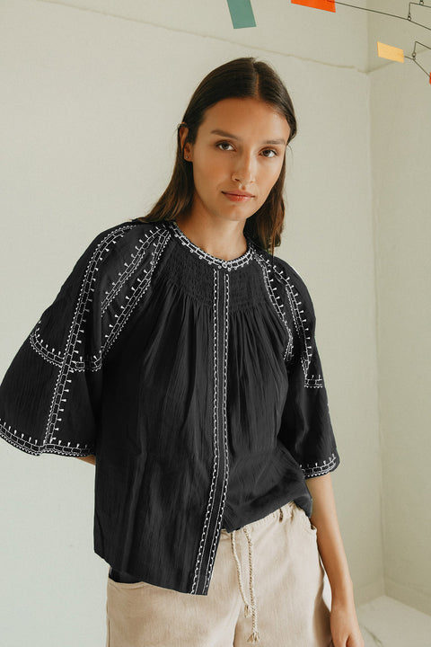 SS26 Bluse mit Glockenärmeln