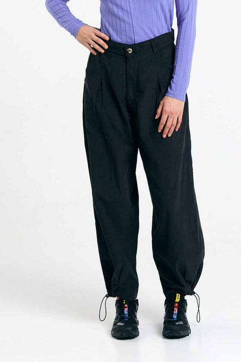 FW26 Nine Pants