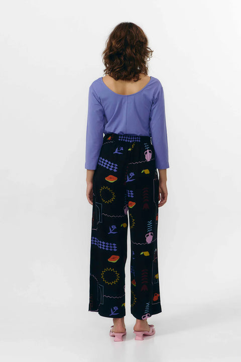 SS26 Hatta Pants Holiday