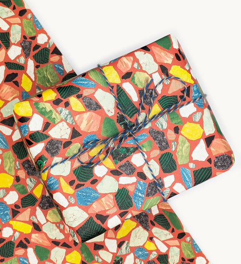 Terrazzo Geschenkpapier Rot