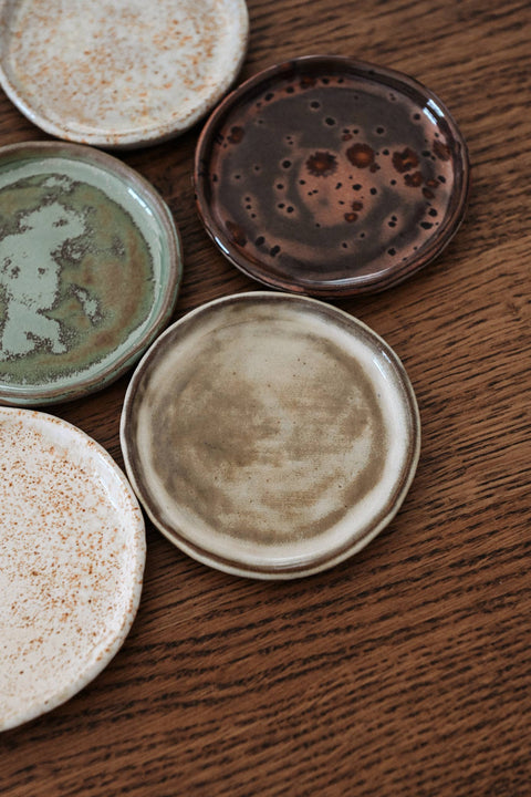 Mini-Keramikteller: Beige / graues Steingut