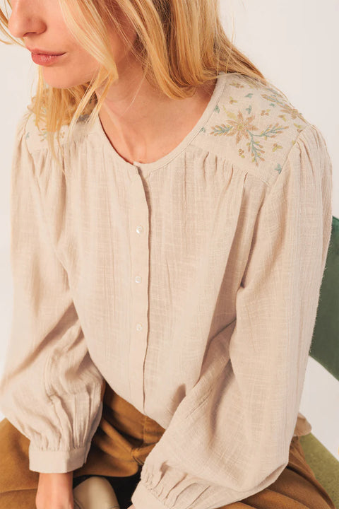 INDI&COLD Embroidered Boxy Shirt