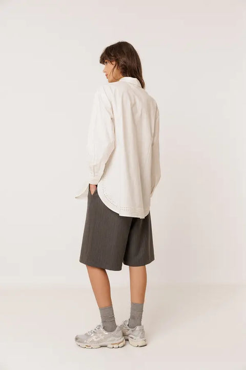 FW26 Maxi-Hemdbluse Stickerei